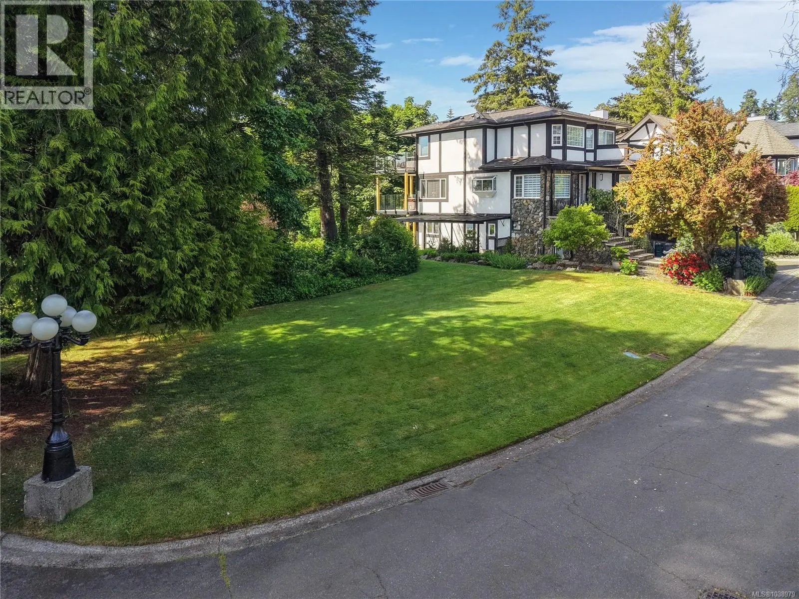 10 Governors Point Rd