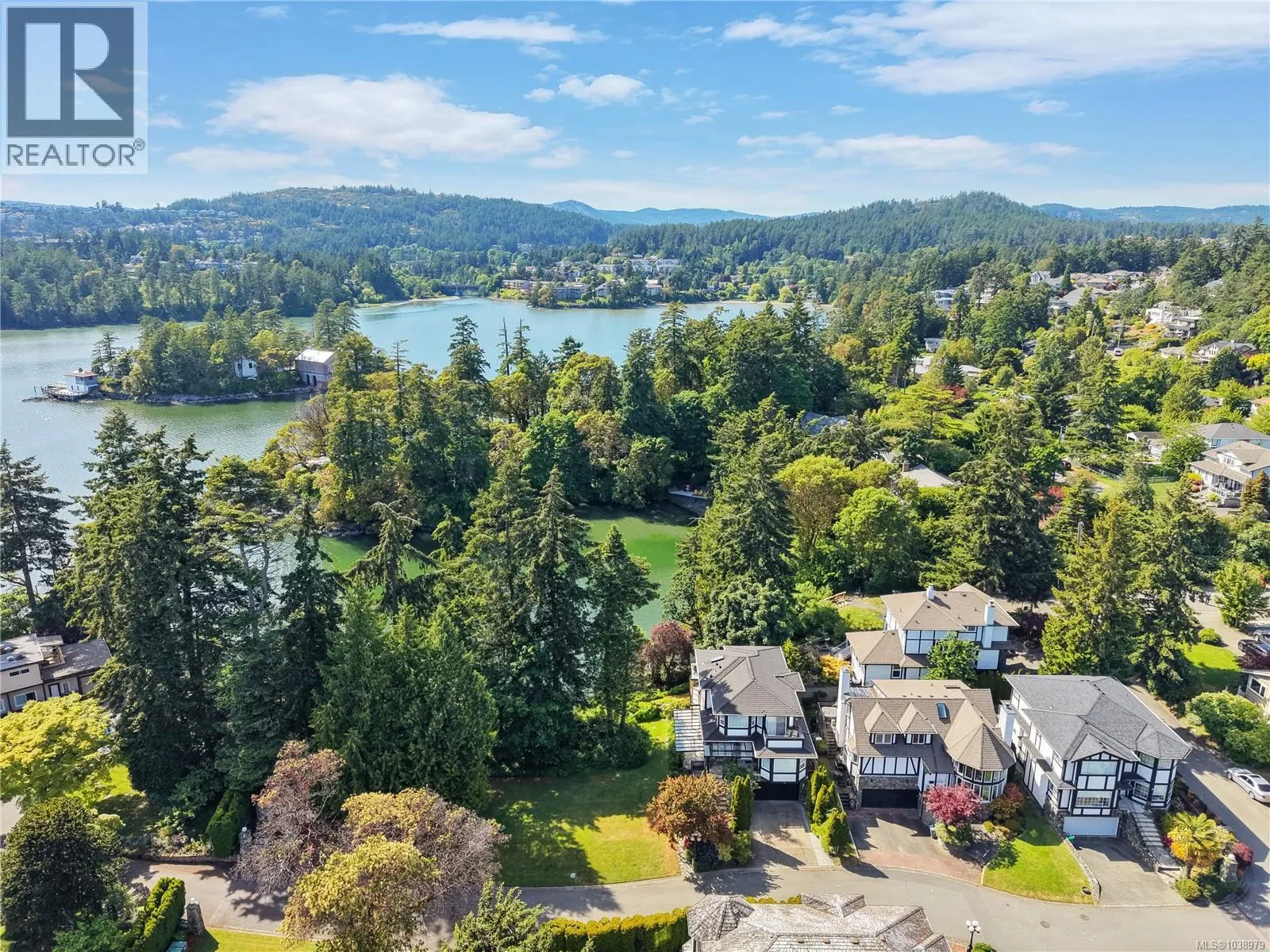 10 Governors Point Rd