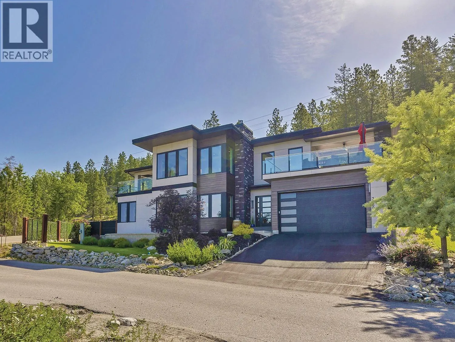 3060 OUTLOOK Way