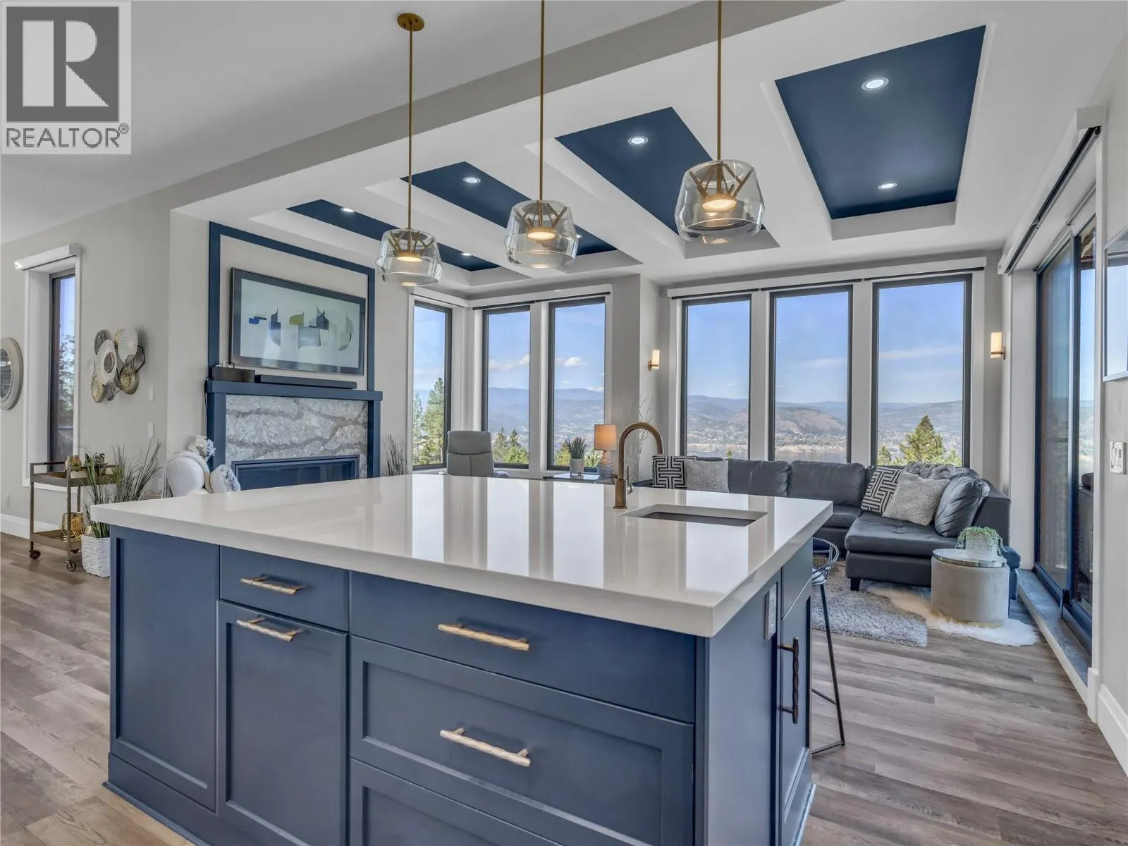3060 OUTLOOK Way