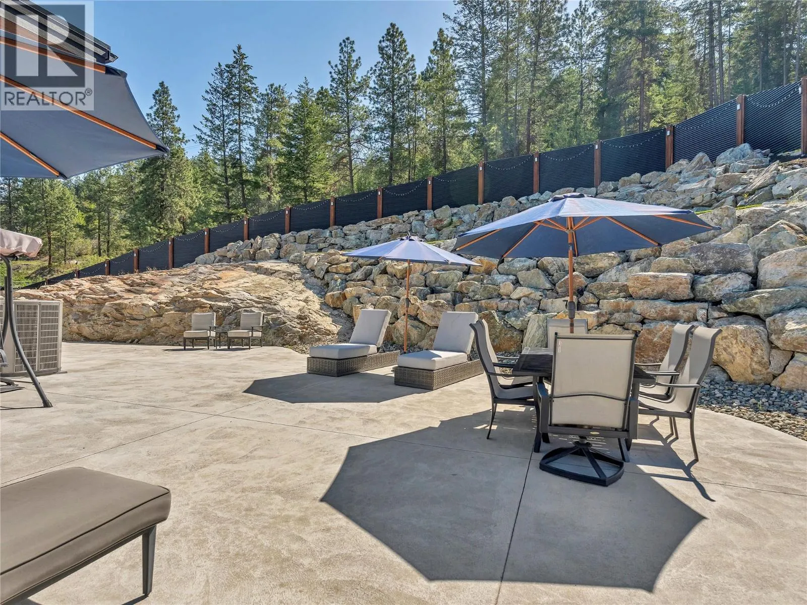 3060 OUTLOOK Way