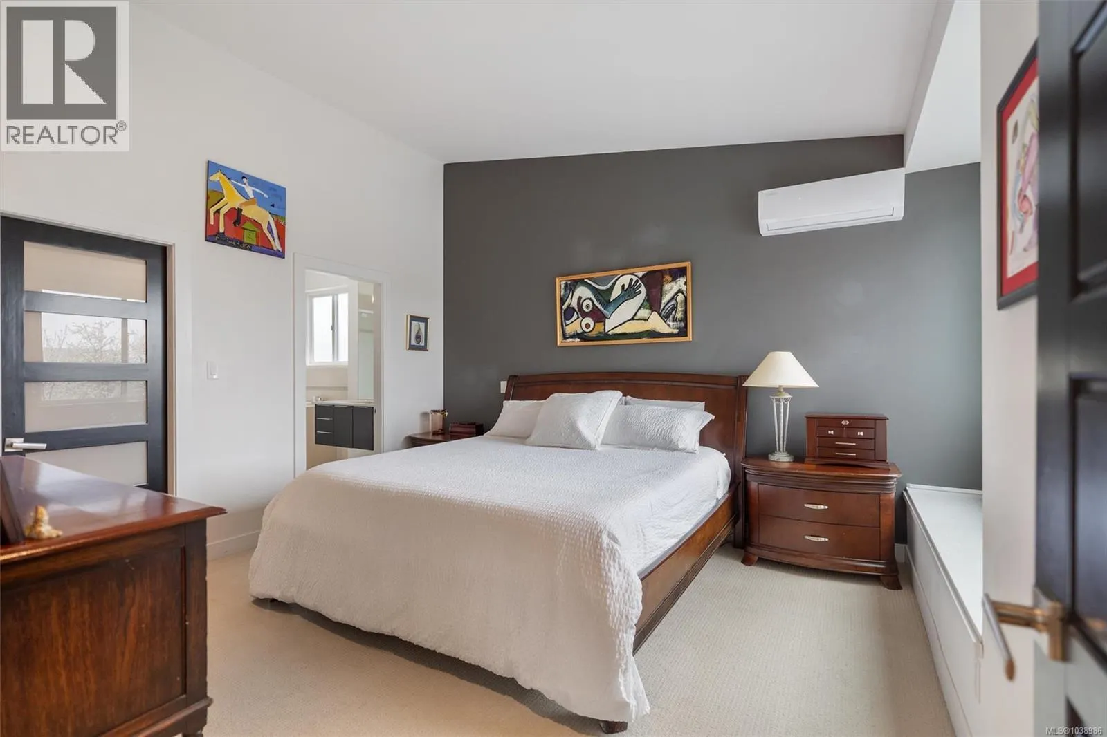 838 Old Esquimalt Rd