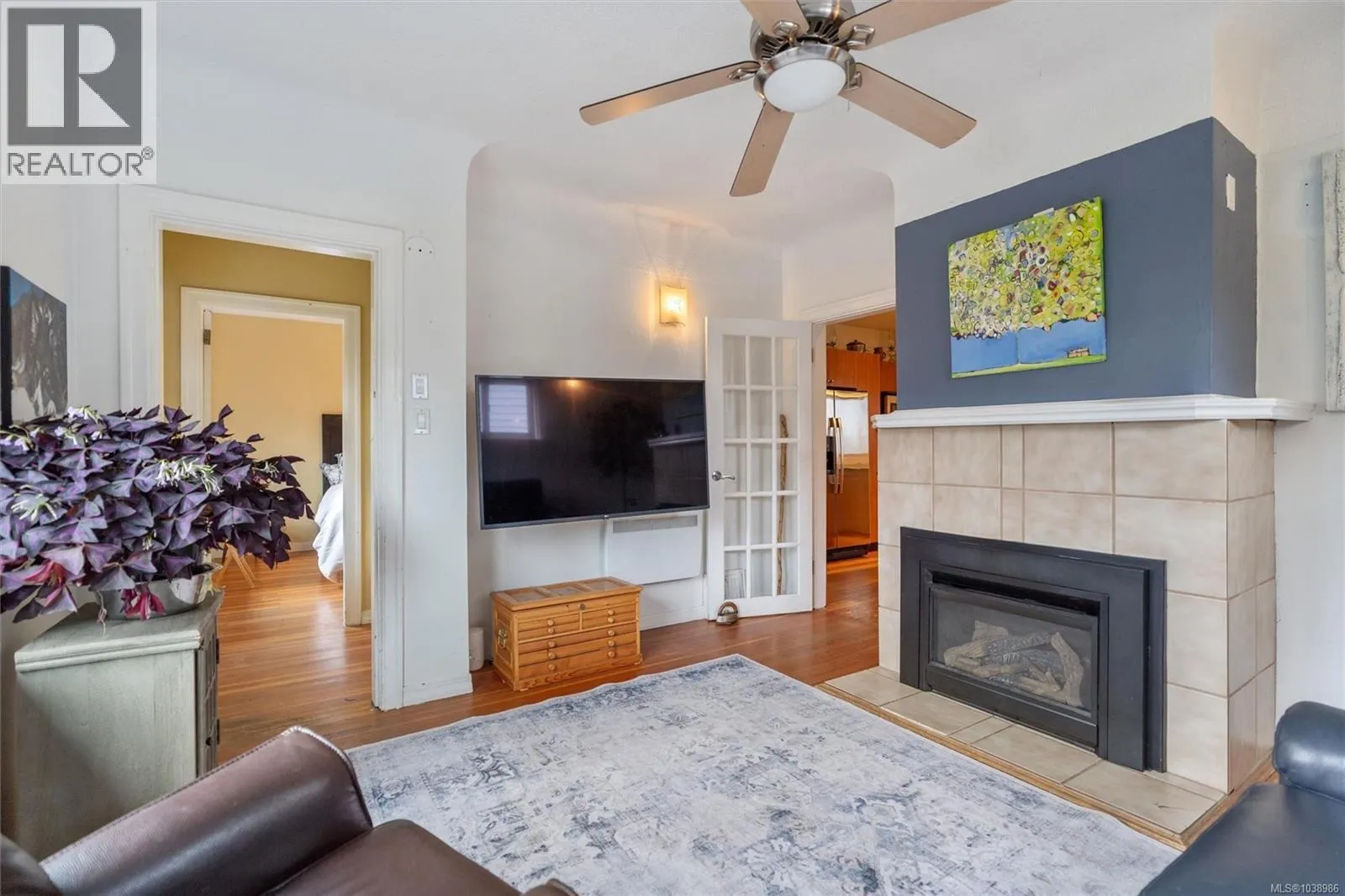 838 Old Esquimalt Rd