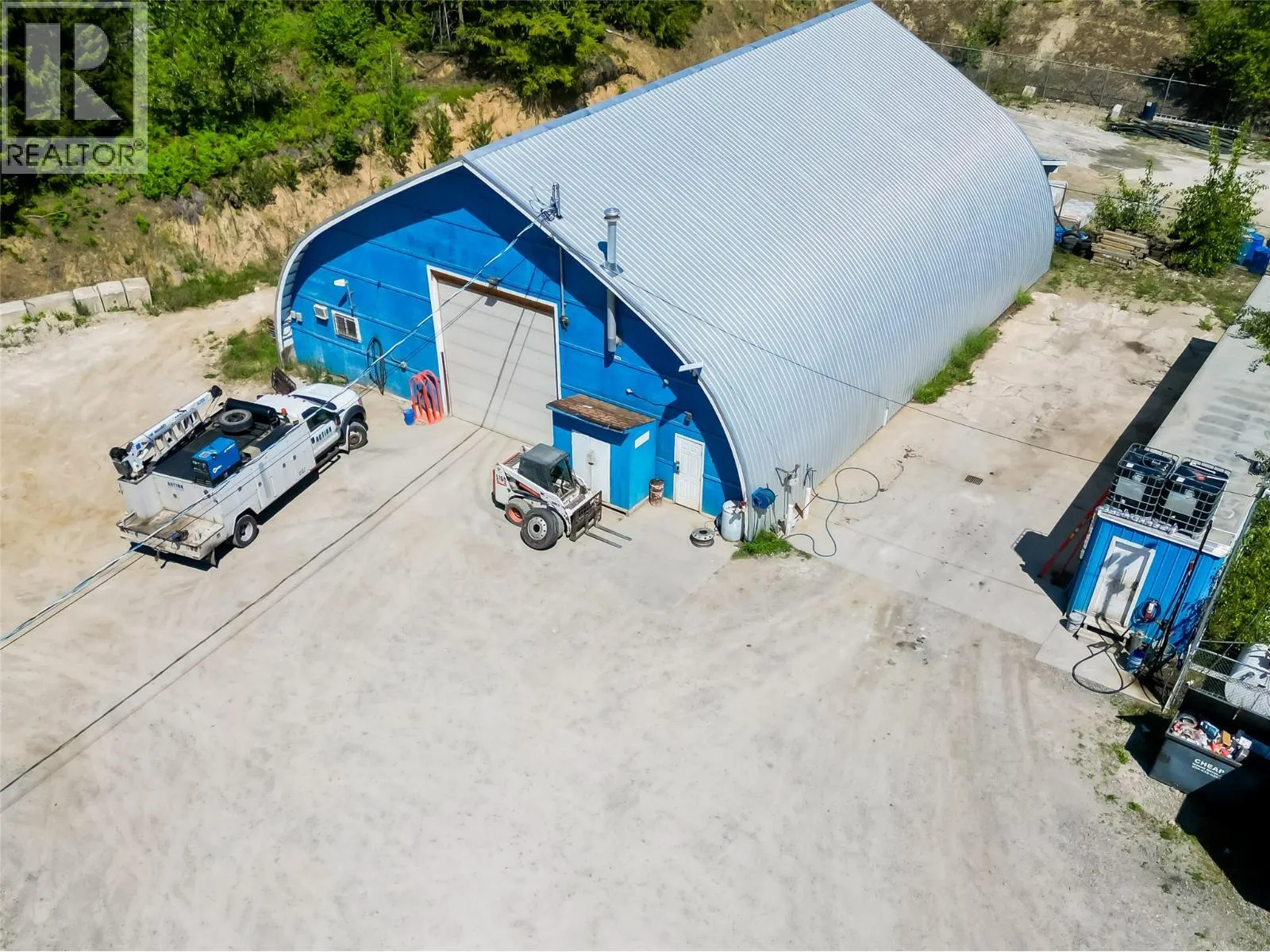 5671 Auto Road SE