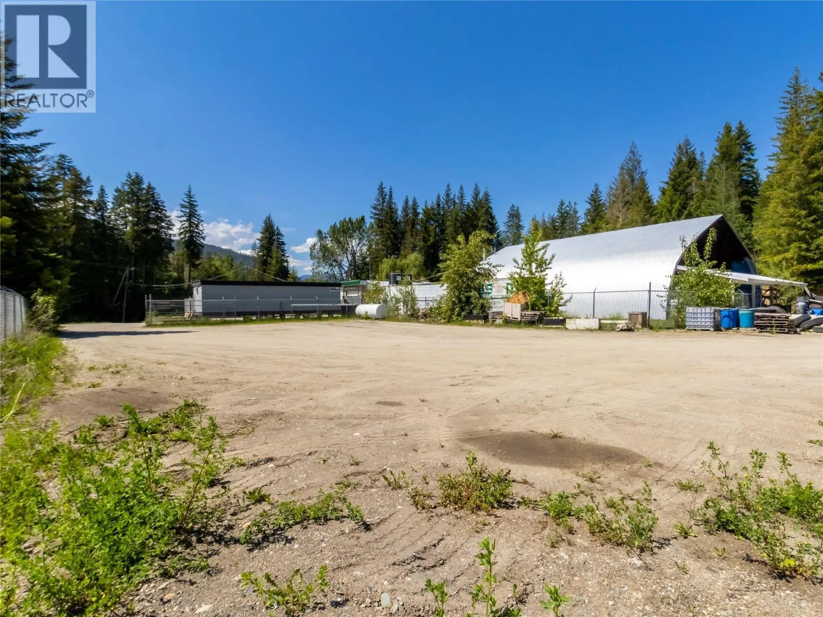 5671 Auto Road SE
