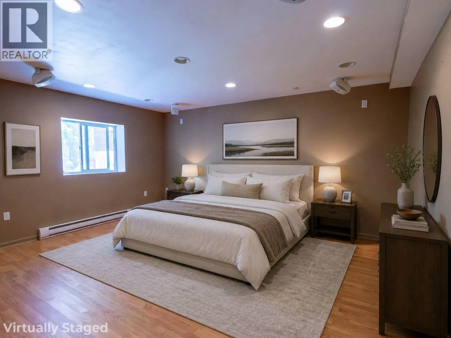 5671 Auto Road SE