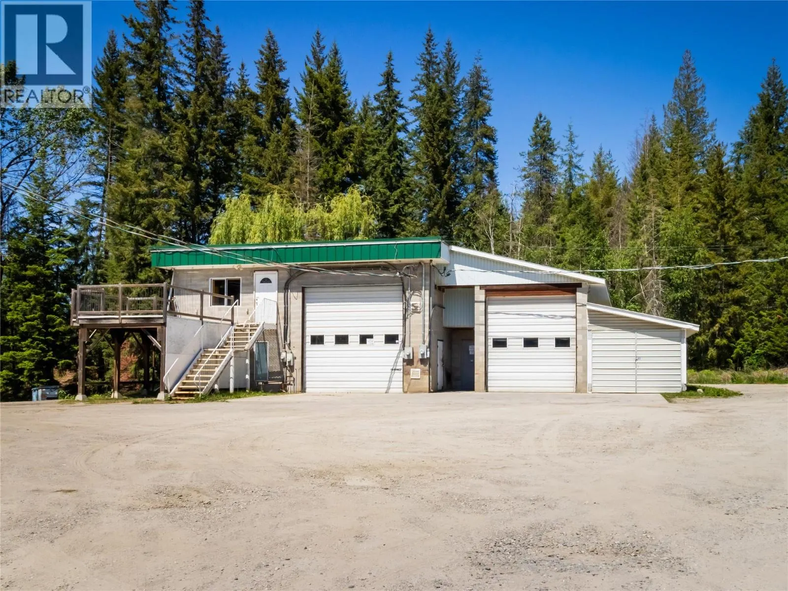 5671 Auto Road SE