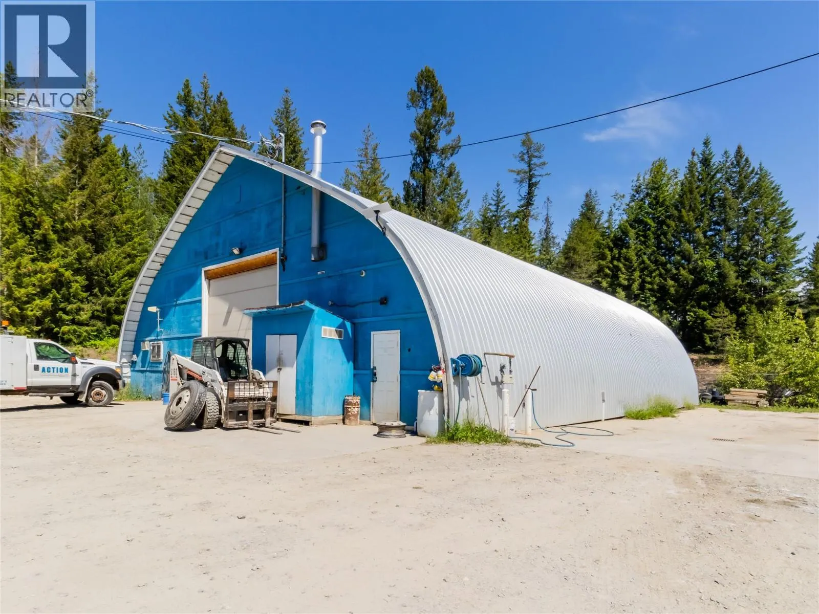 5671 Auto Road SE