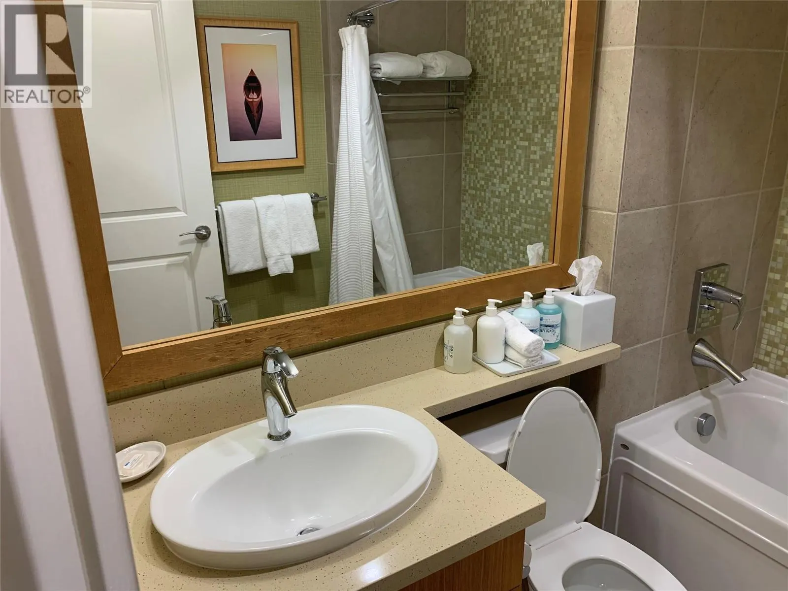 15 PARK Place Unit# 419