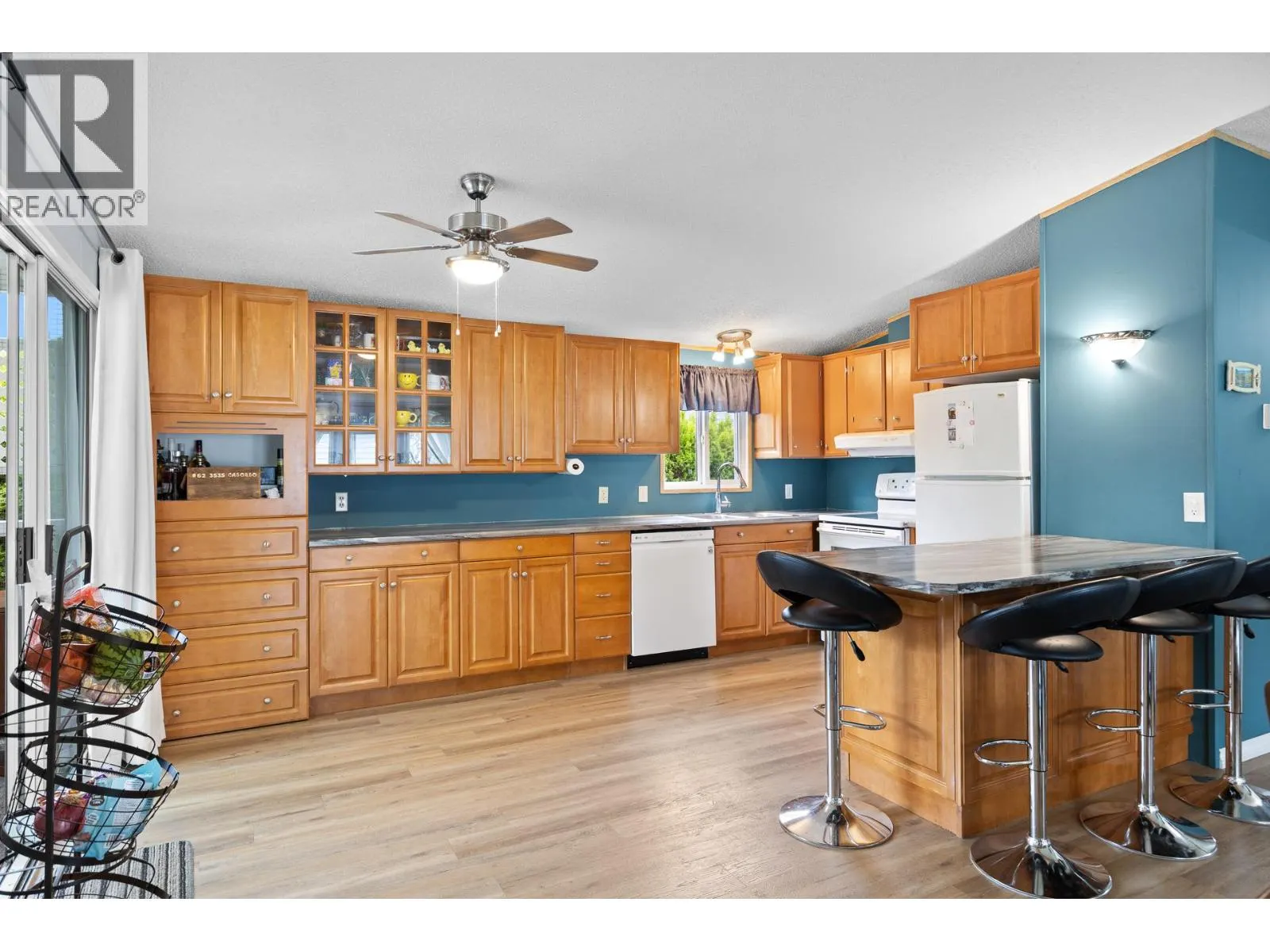 3535 Casorso Road Unit# 62