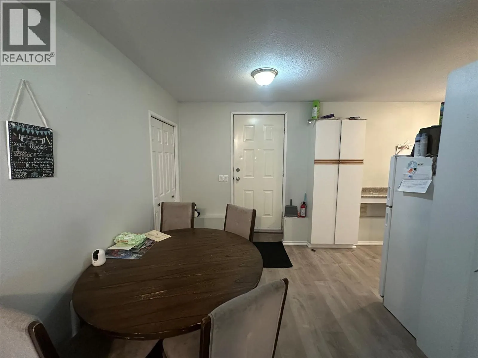 432 Wardlaw Avenue