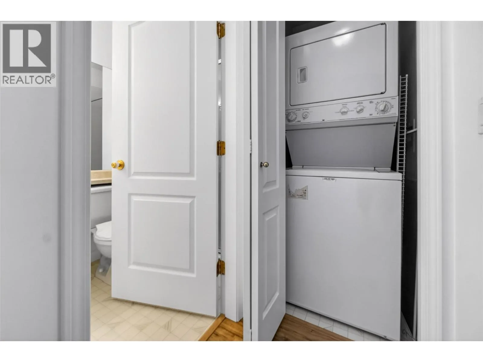 330 7 Street SE Unit# 301