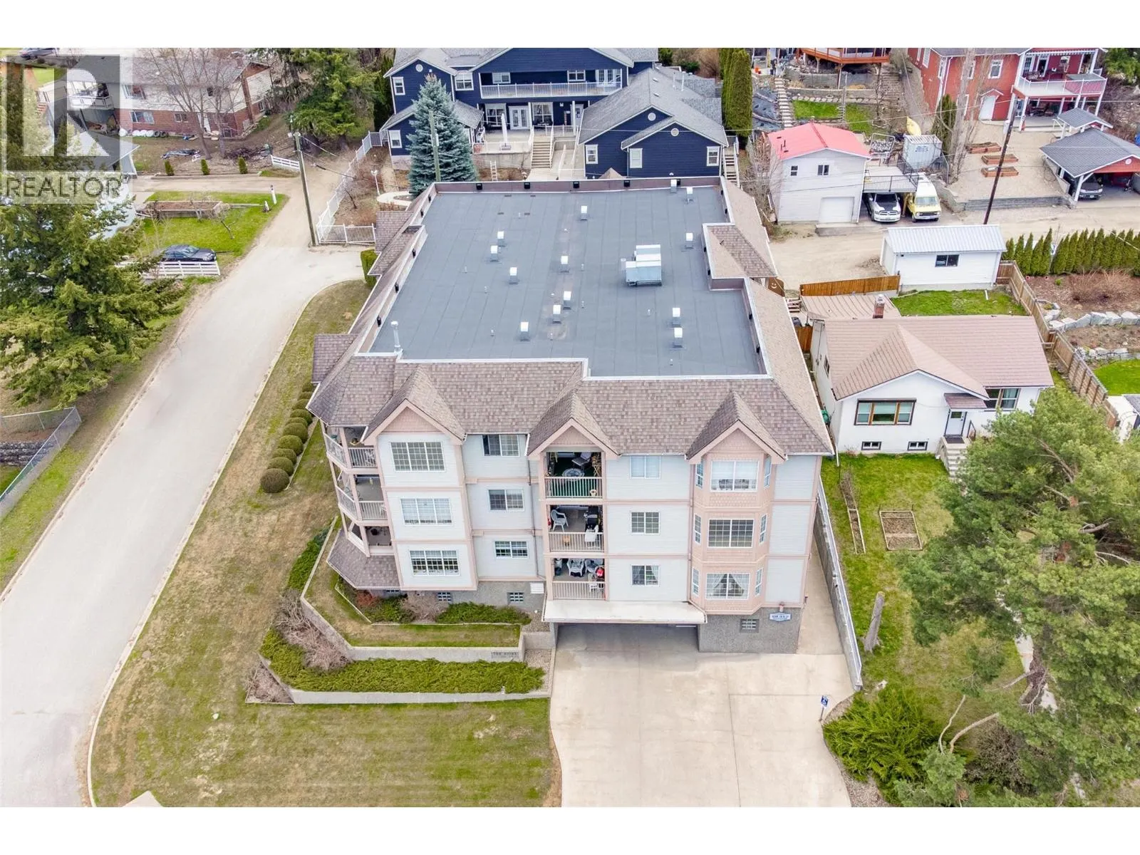 330 7 Street SE Unit# 301