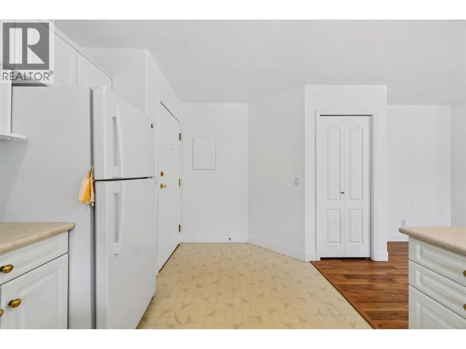 330 7 Street SE Unit# 301