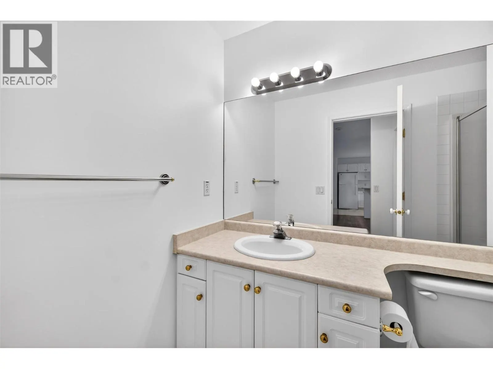 330 7 Street SE Unit# 301