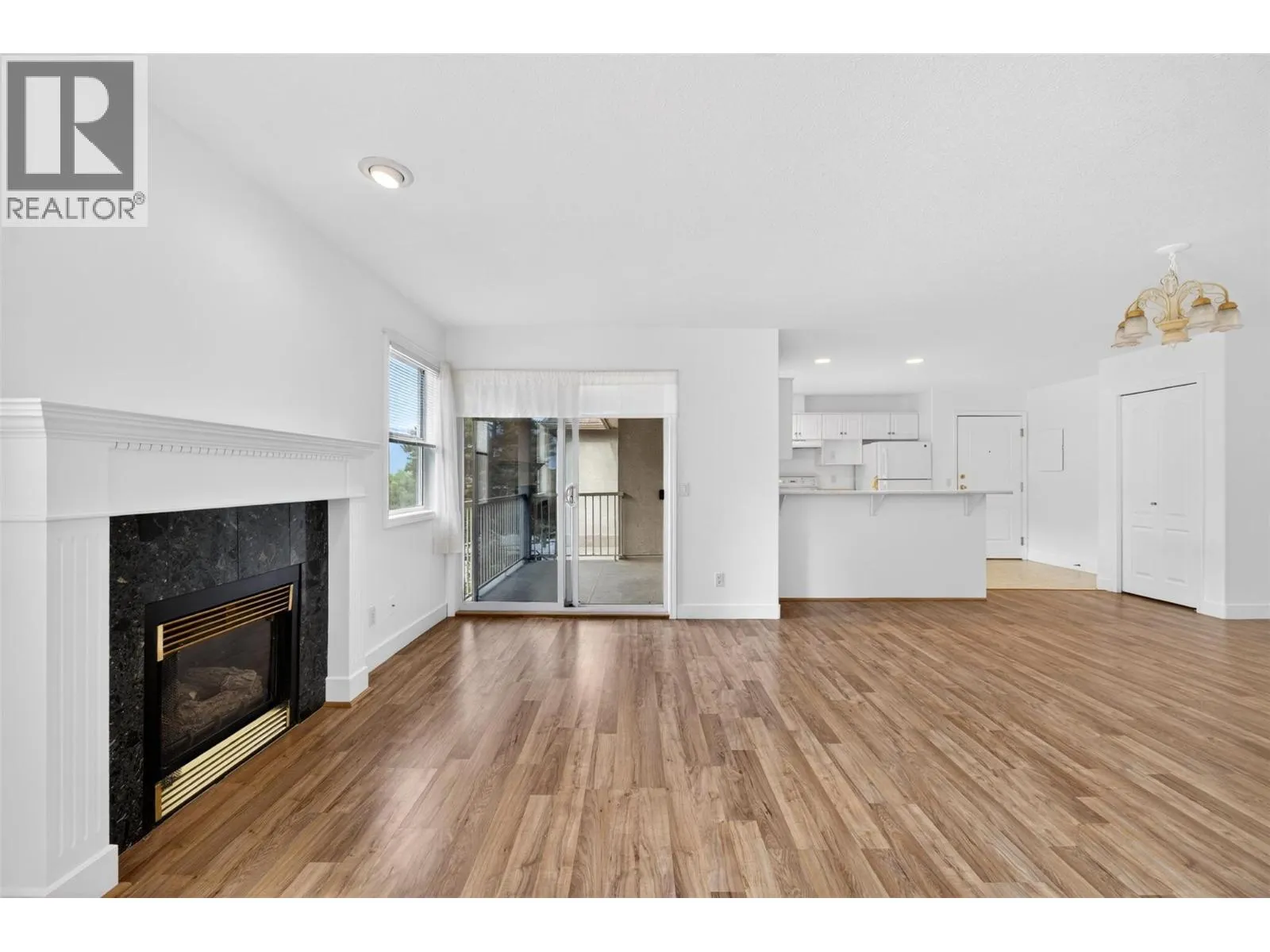 330 7 Street SE Unit# 301