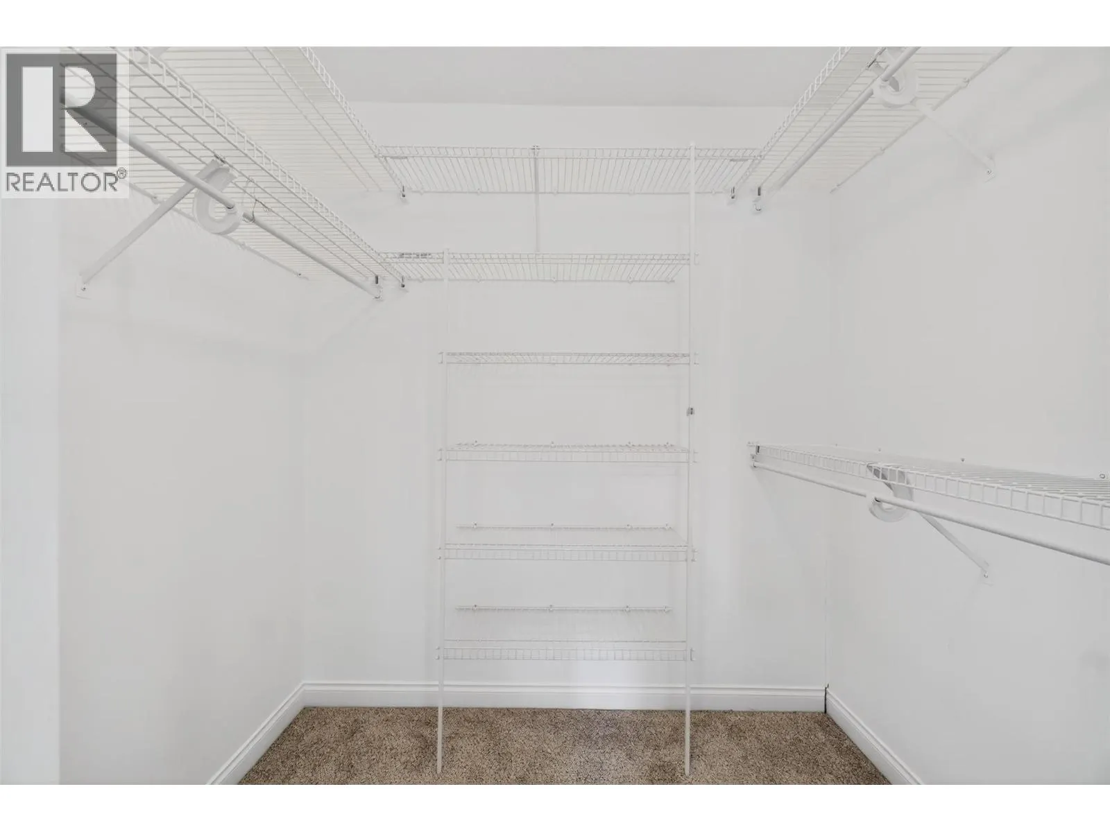330 7 Street SE Unit# 301