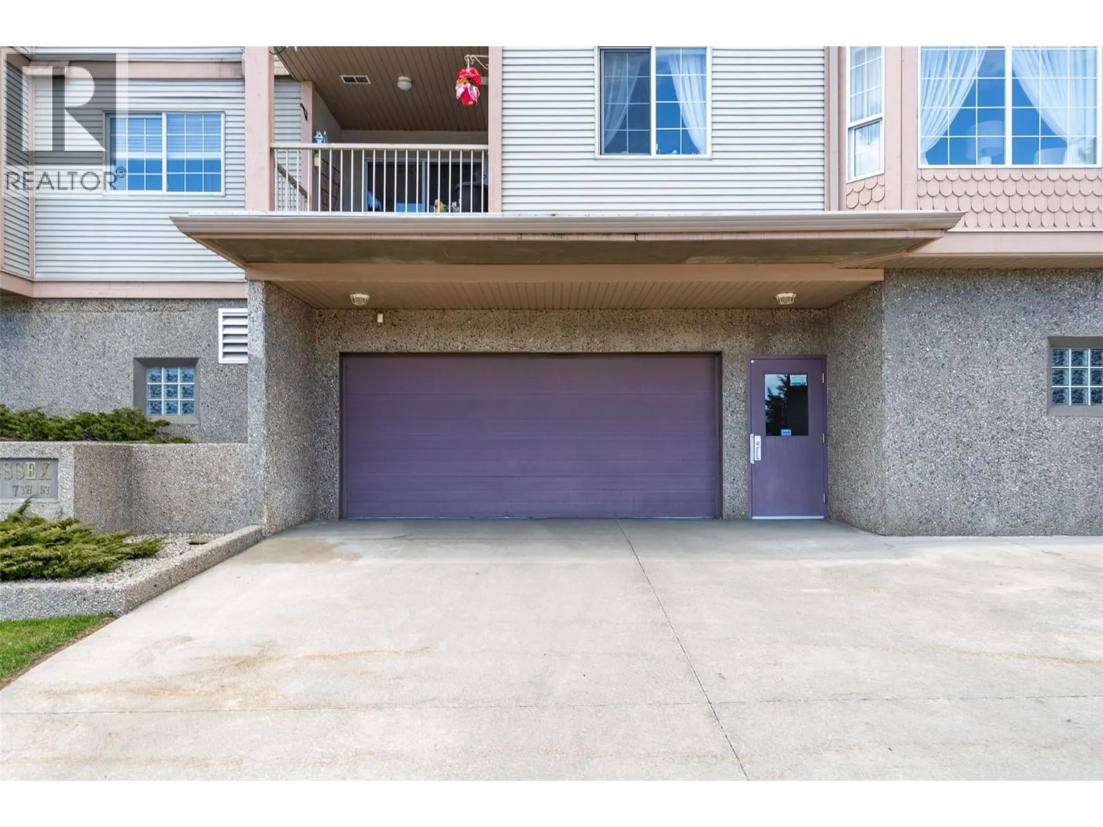 330 7 Street SE Unit# 301