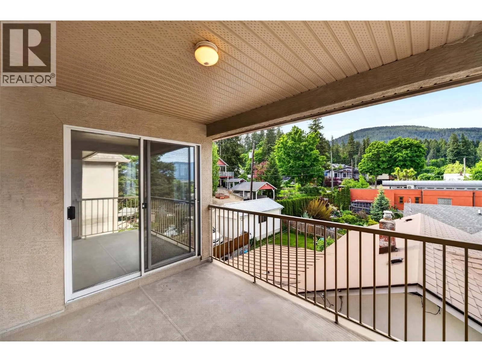 330 7 Street SE Unit# 301