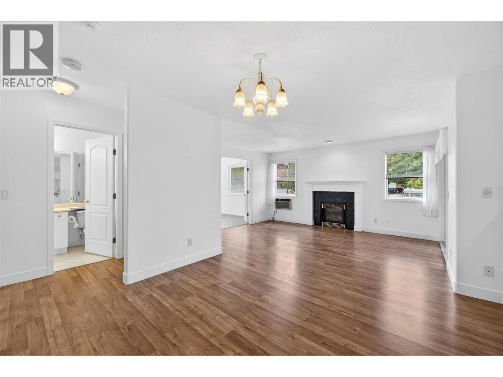 330 7 Street SE Unit# 301