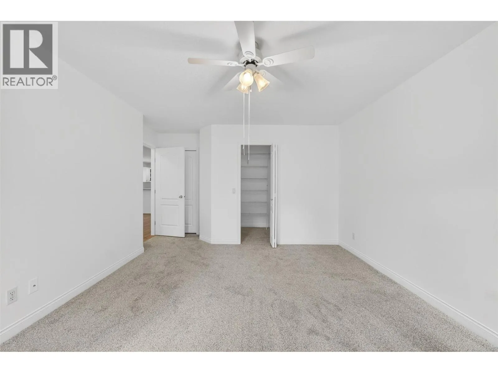 330 7 Street SE Unit# 301