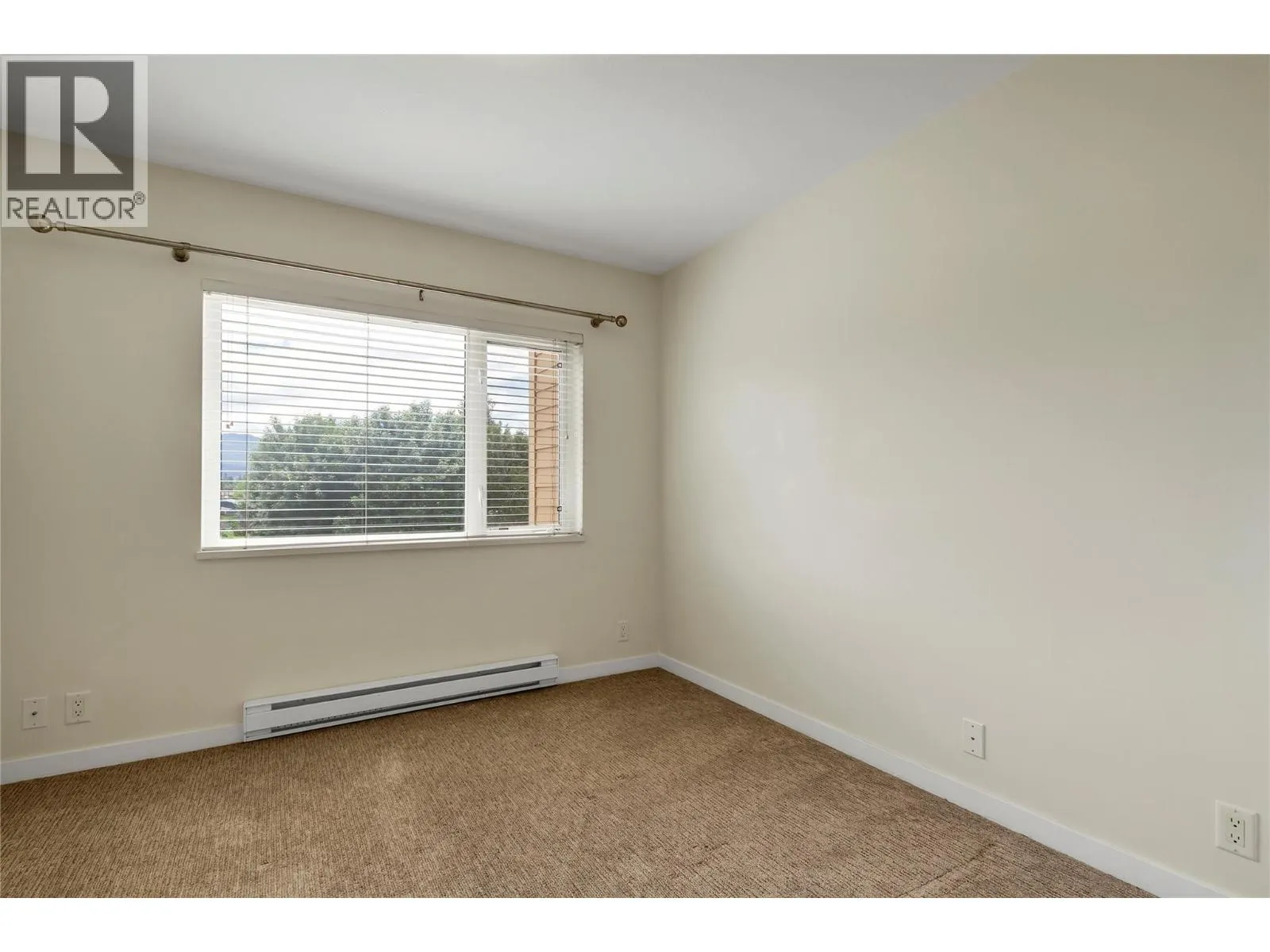 4205 27 Street Unit# 206