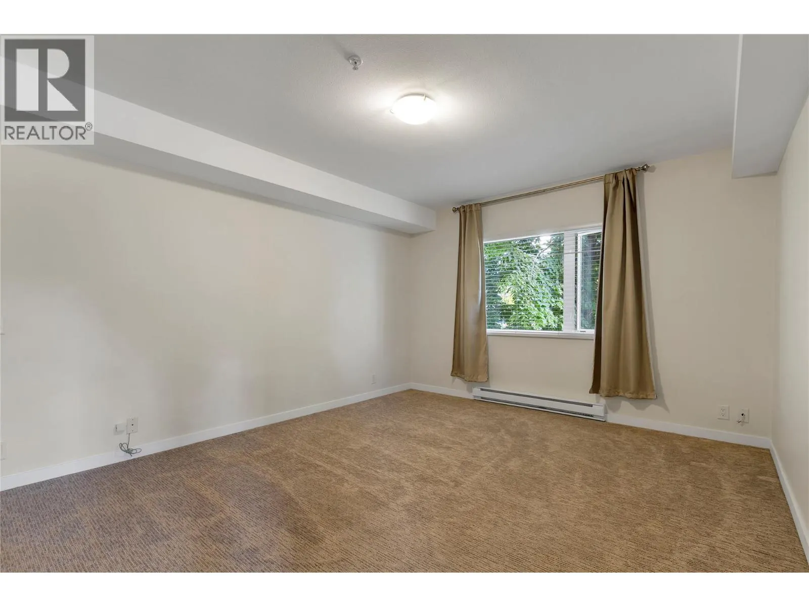 4205 27 Street Unit# 206