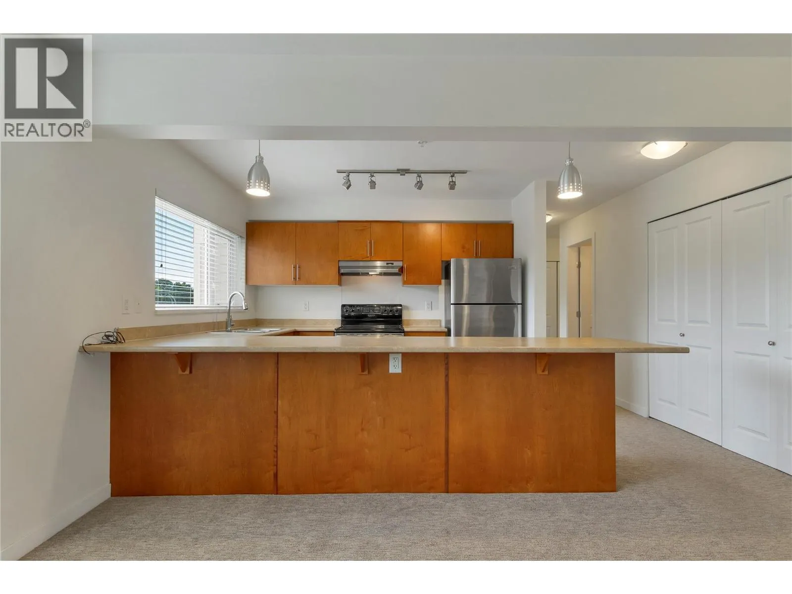 4205 27 Street Unit# 206