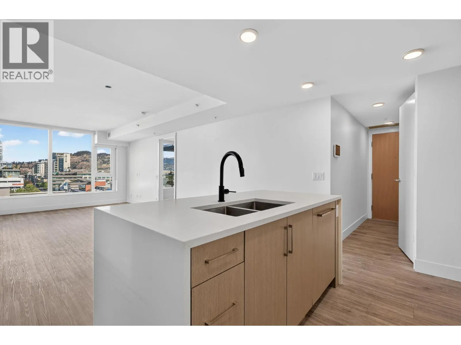 1588 Ellis Street Unit# 701