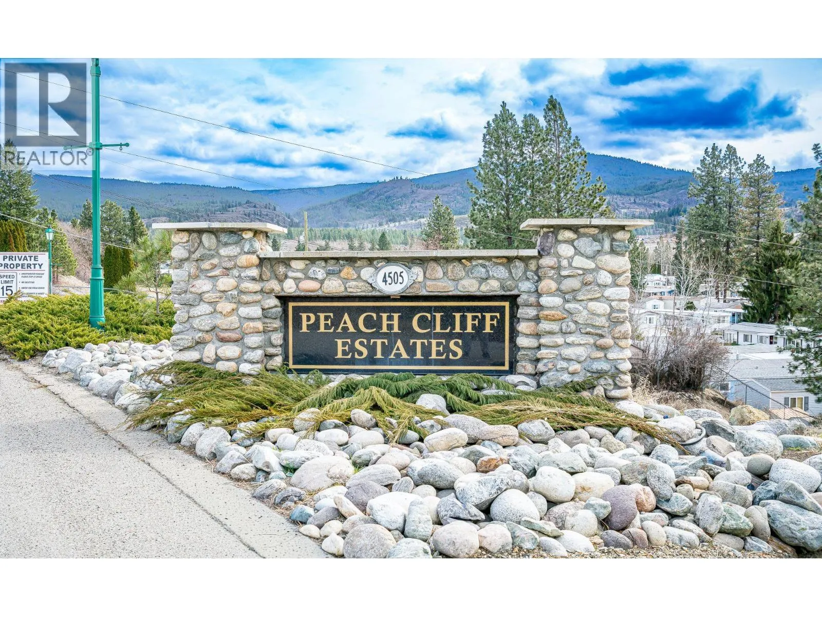 4505 Mclean Creek Road Unit# C11