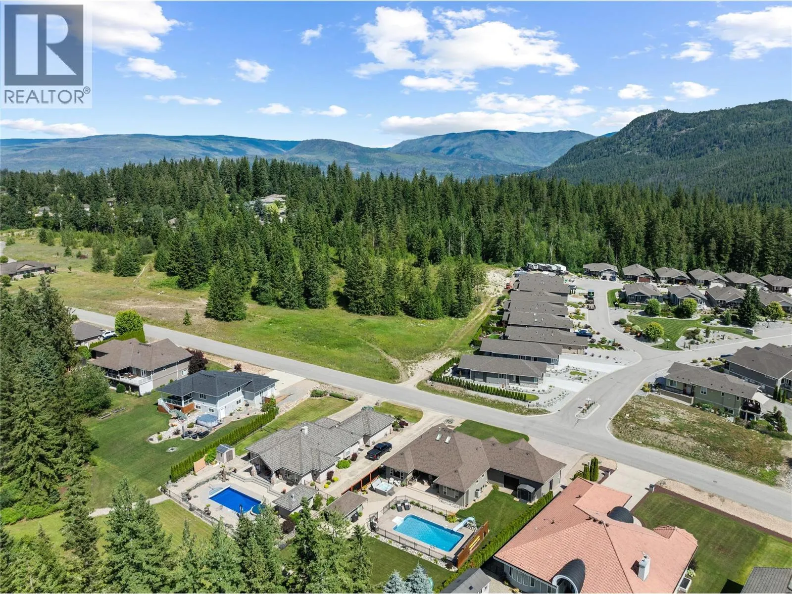 2714 Golf Course Drive