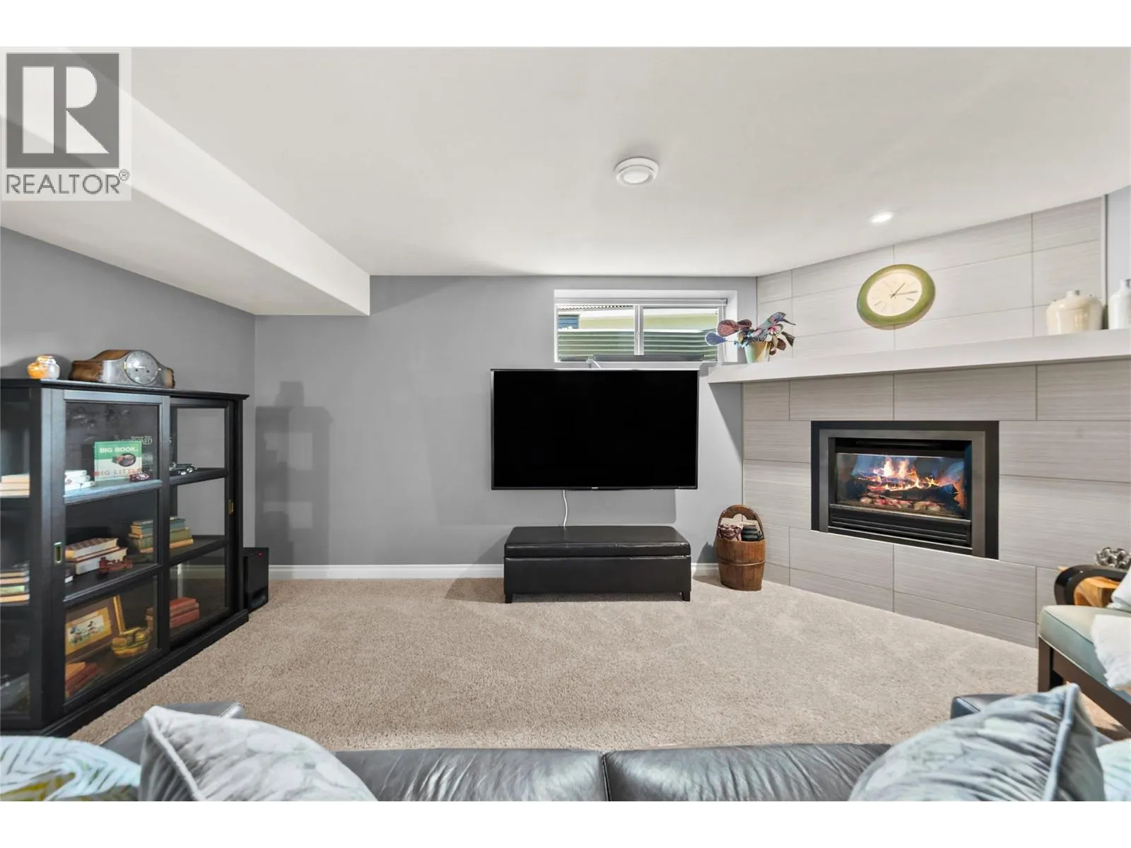 2714 Golf Course Drive