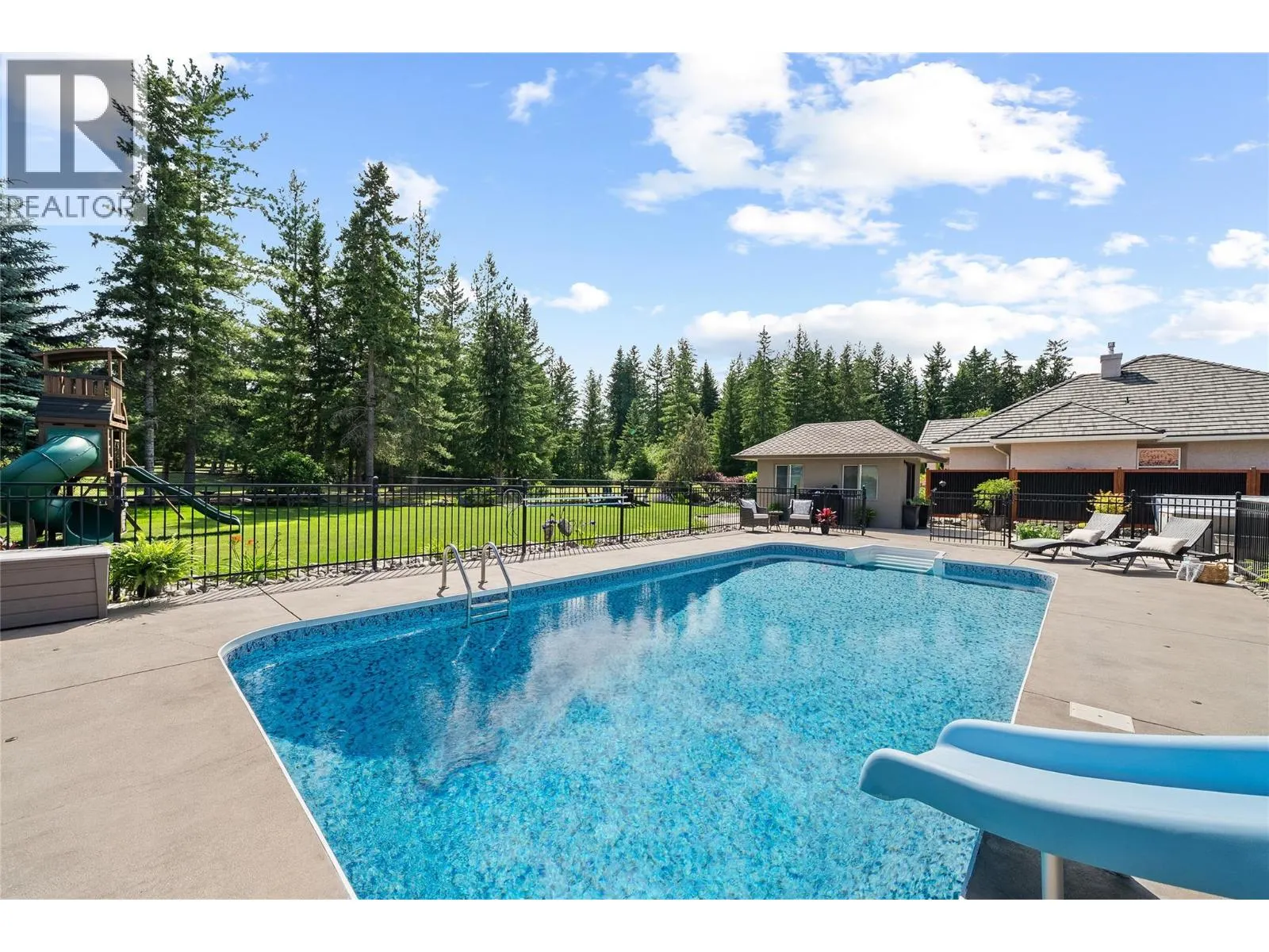 2714 Golf Course Drive