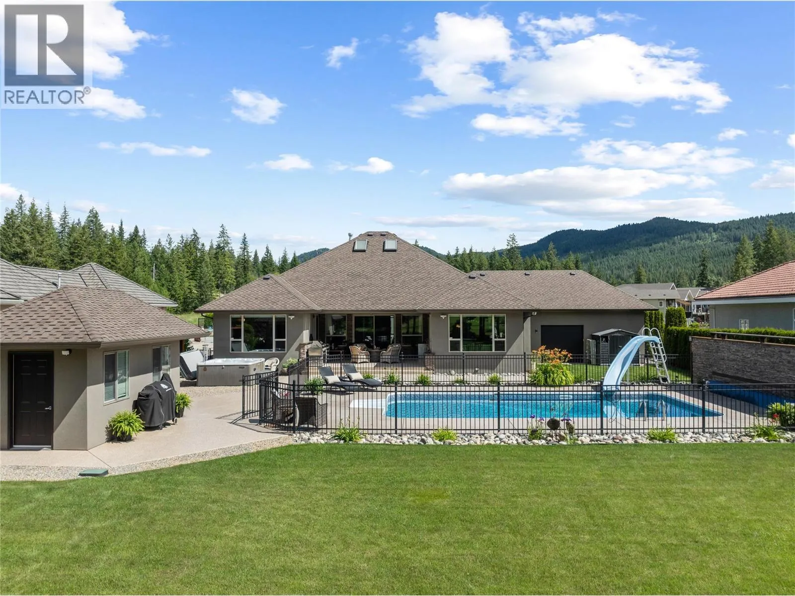2714 Golf Course Drive