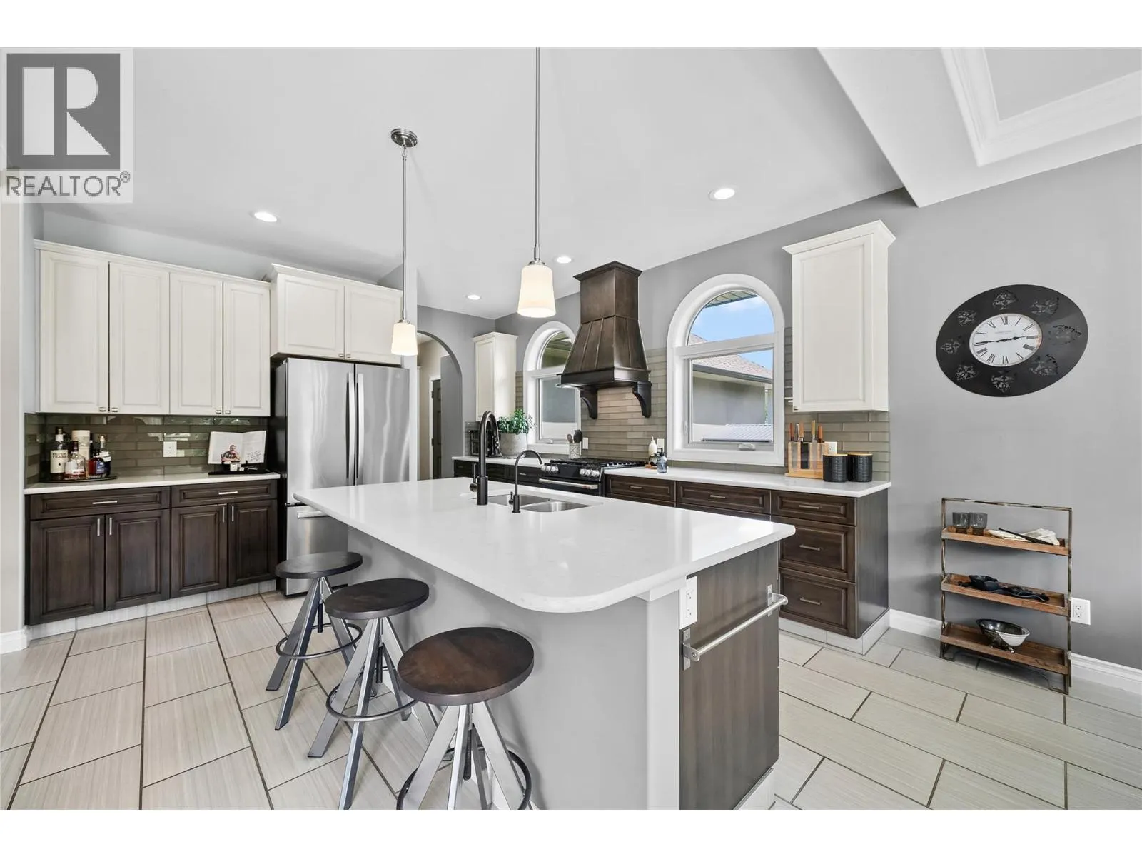 2714 Golf Course Drive