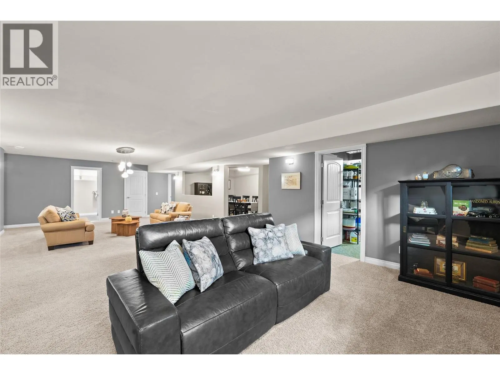2714 Golf Course Drive