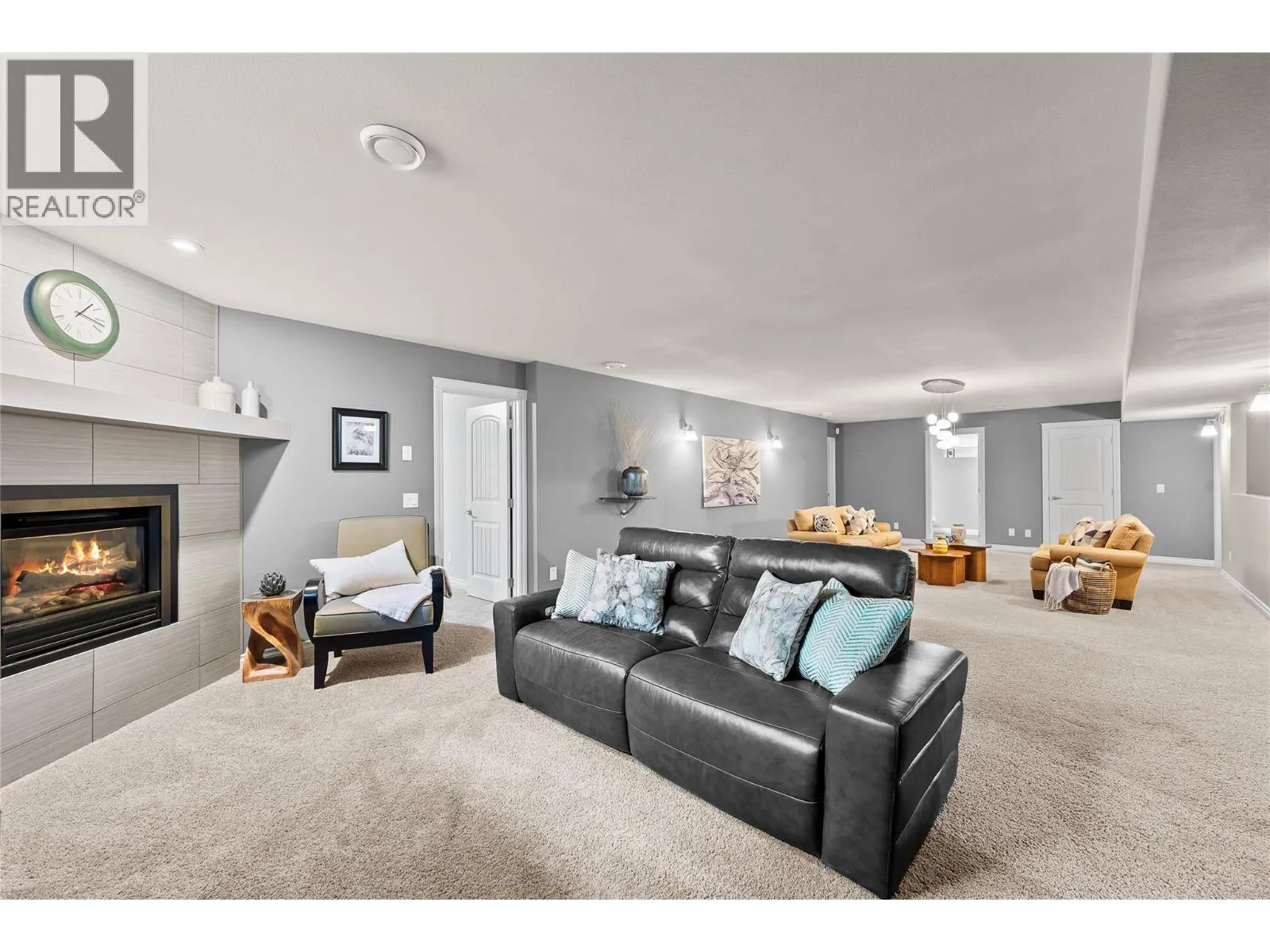 2714 Golf Course Drive
