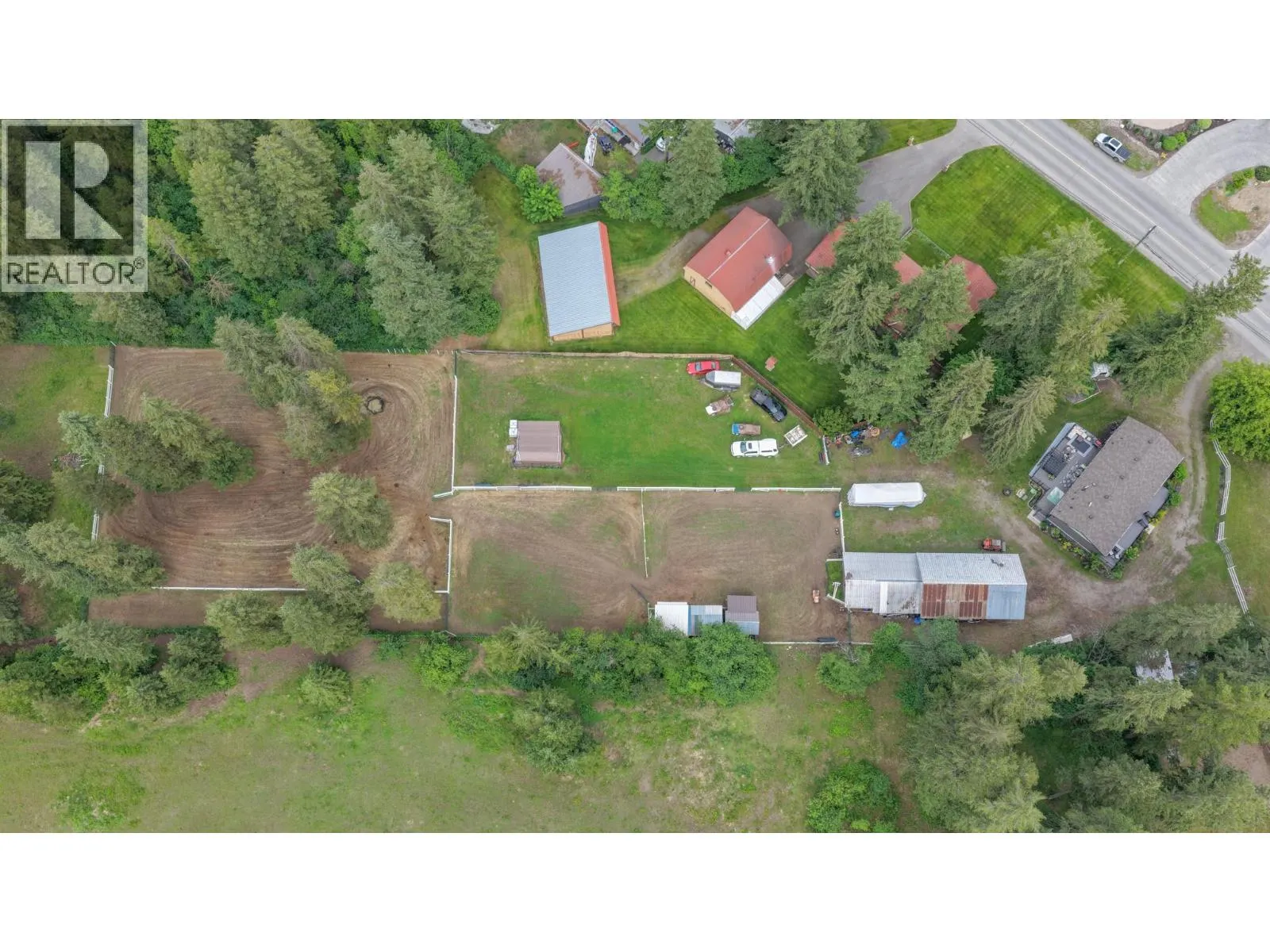 272 Lumby Mabel Lake Road