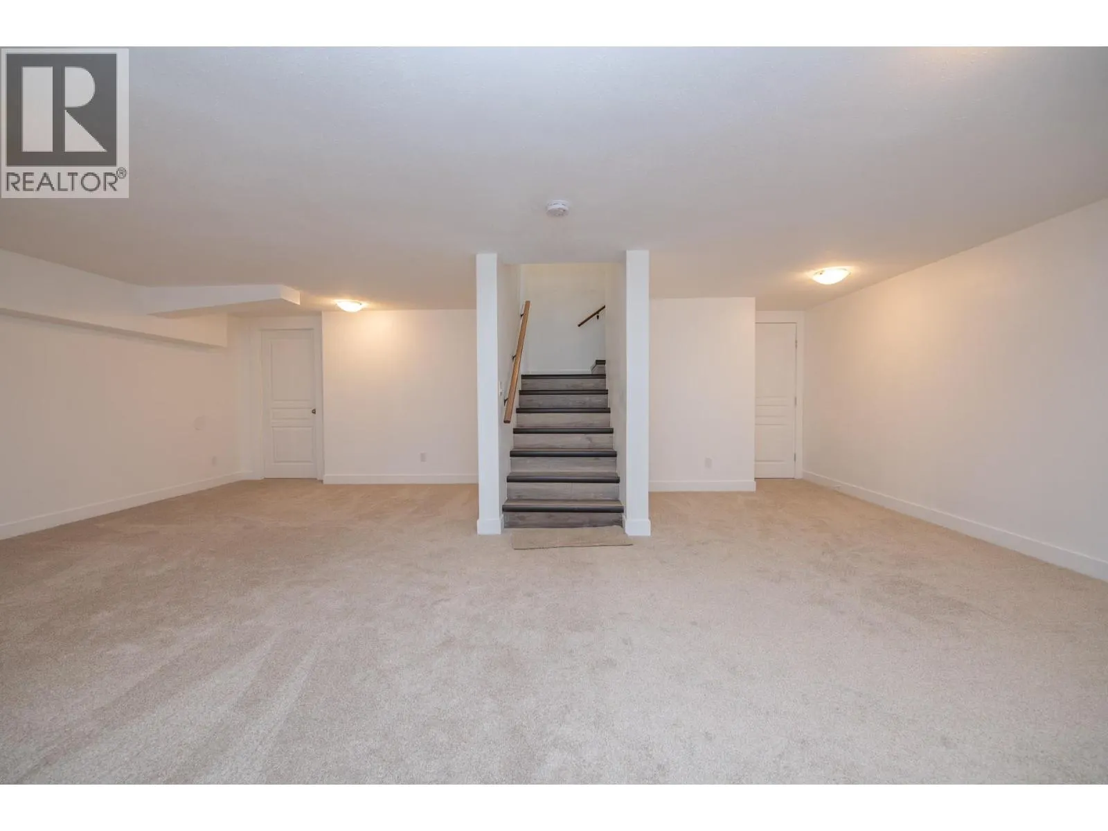 272 Lumby Mabel Lake Road