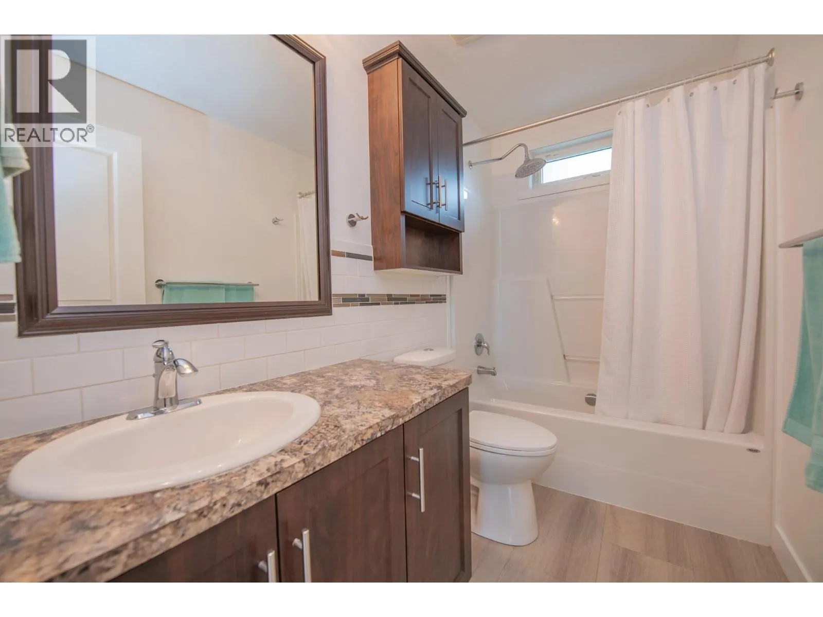 272 Lumby Mabel Lake Road