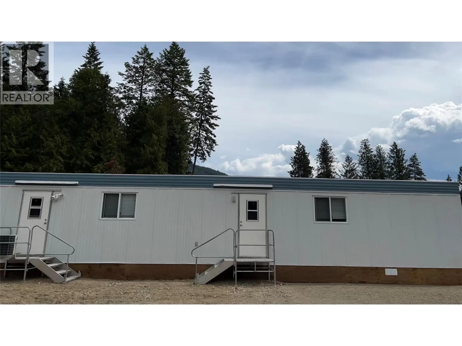 1238 Creighton Valley Road