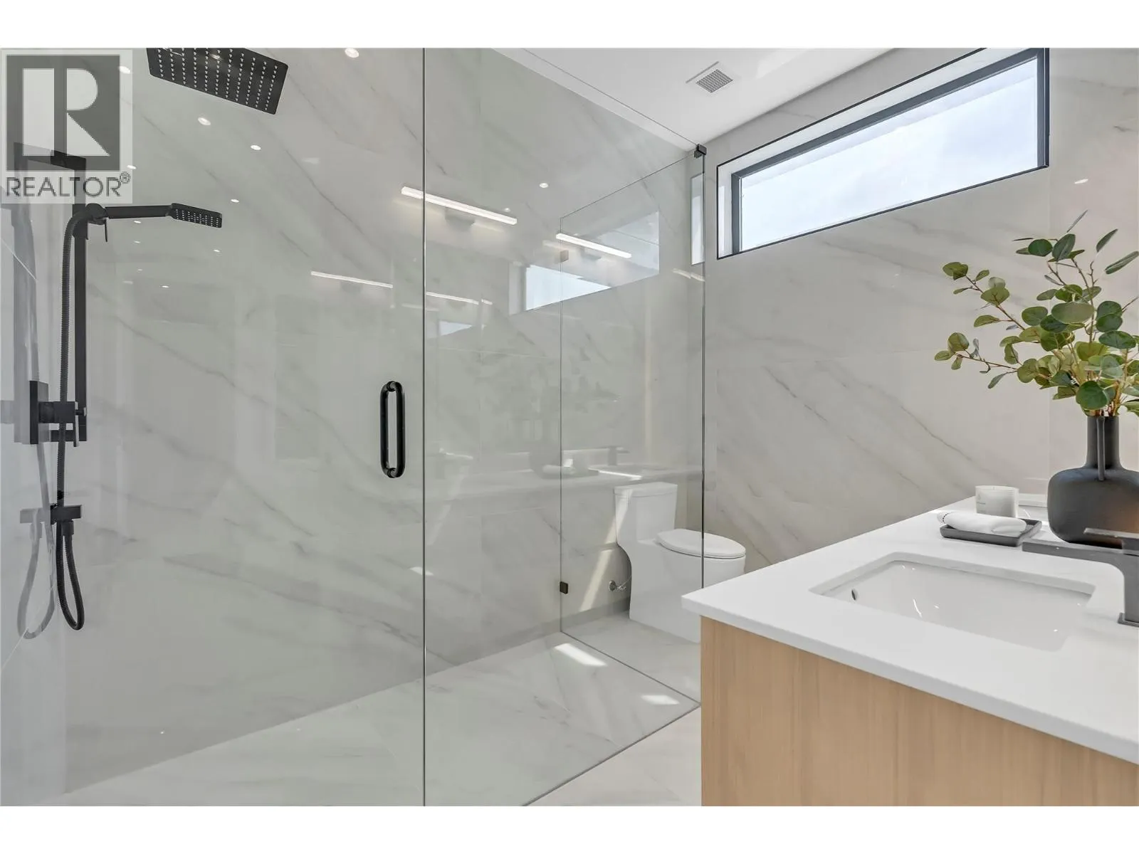 602 Lakeshore Drive Unit# 202