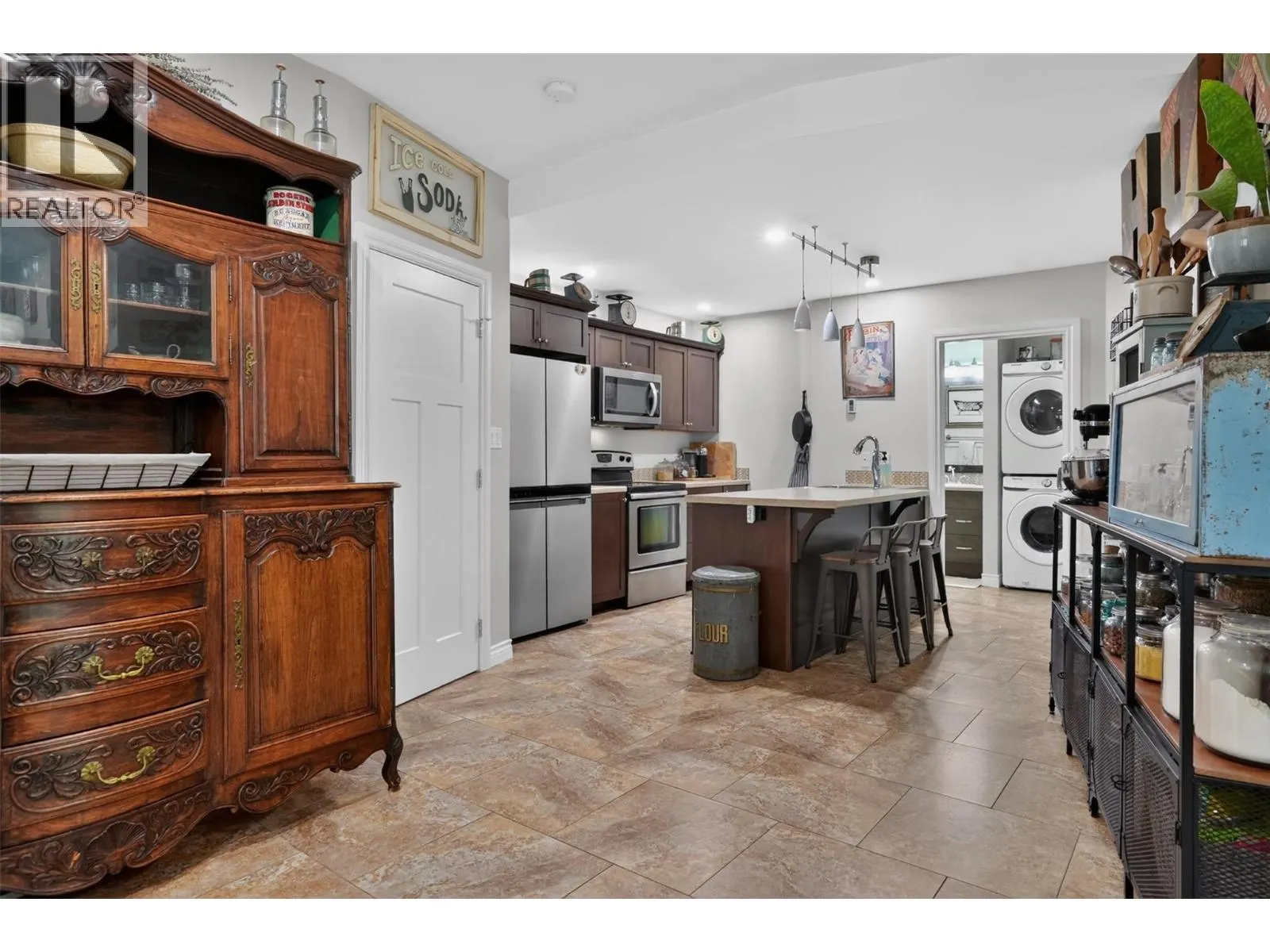 2001 Perrier Road Unit# 102