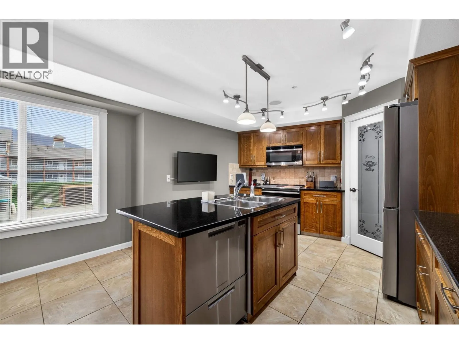 1130 Riverside Avenue Unit# 13