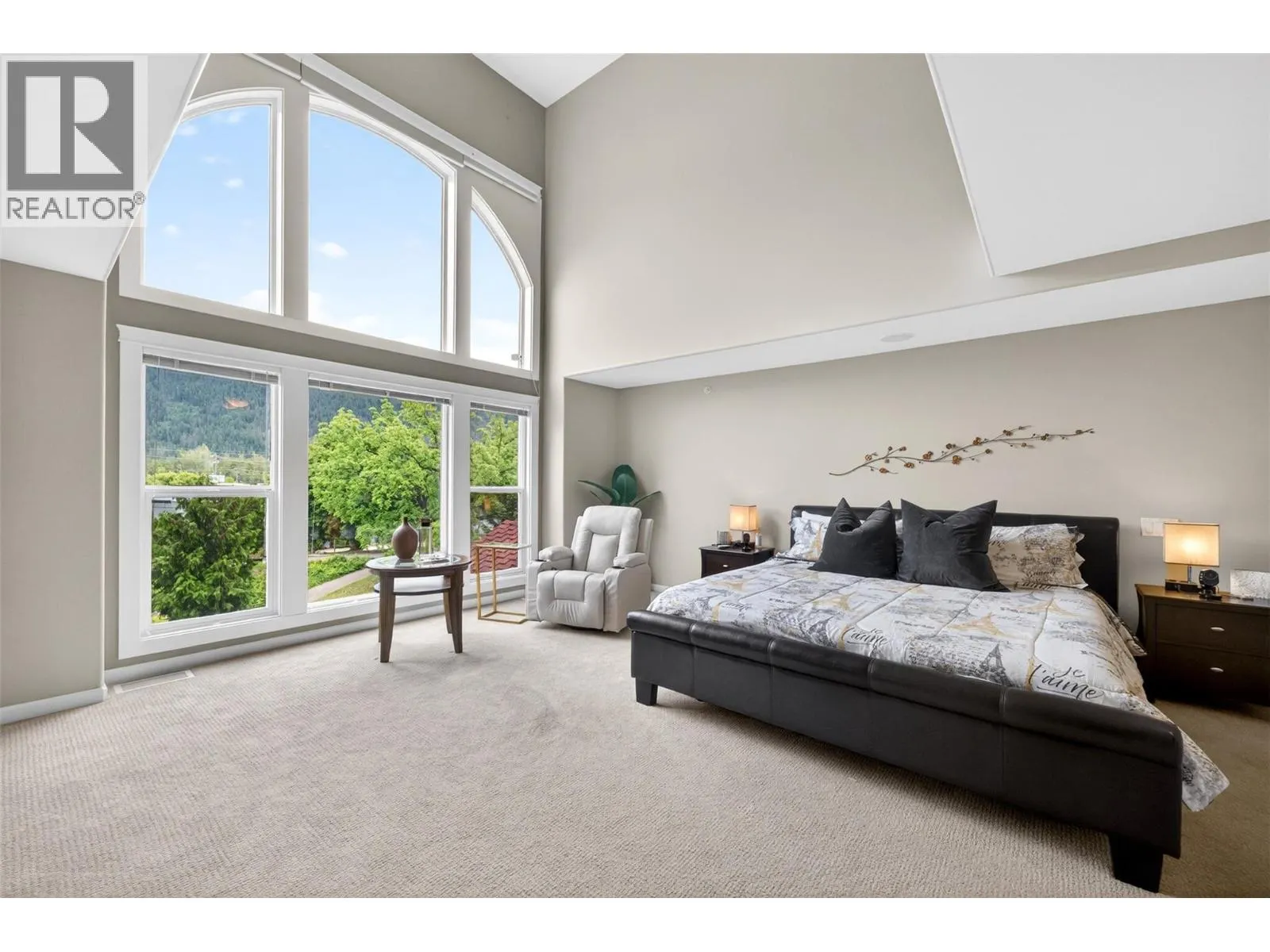 1130 Riverside Avenue Unit# 13