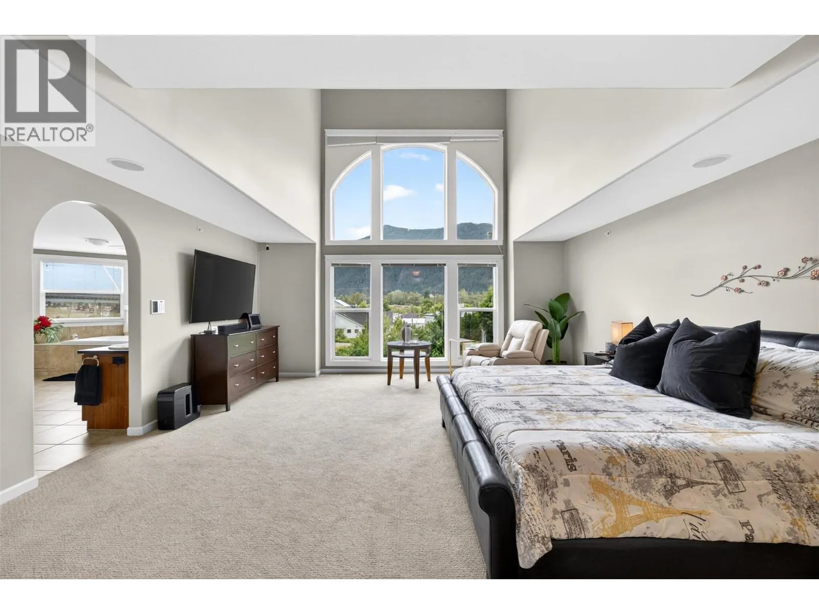 1130 Riverside Avenue Unit# 13