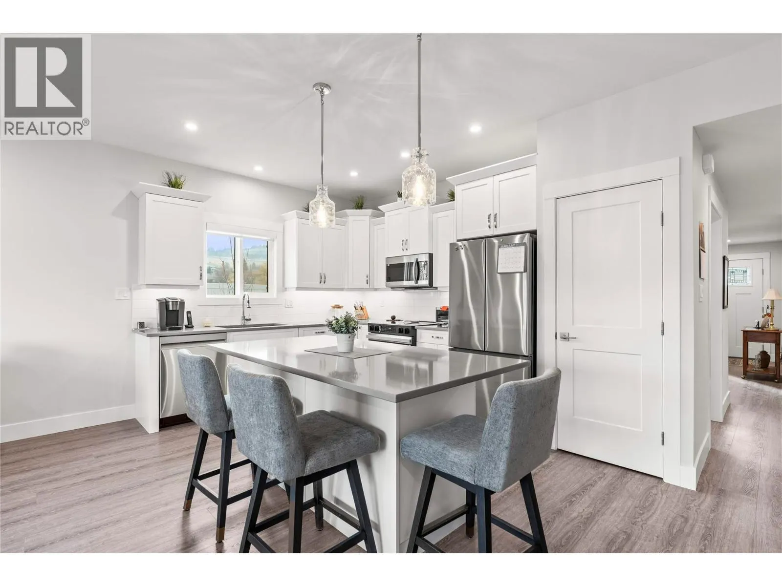 6461 Okanagan Landing Road