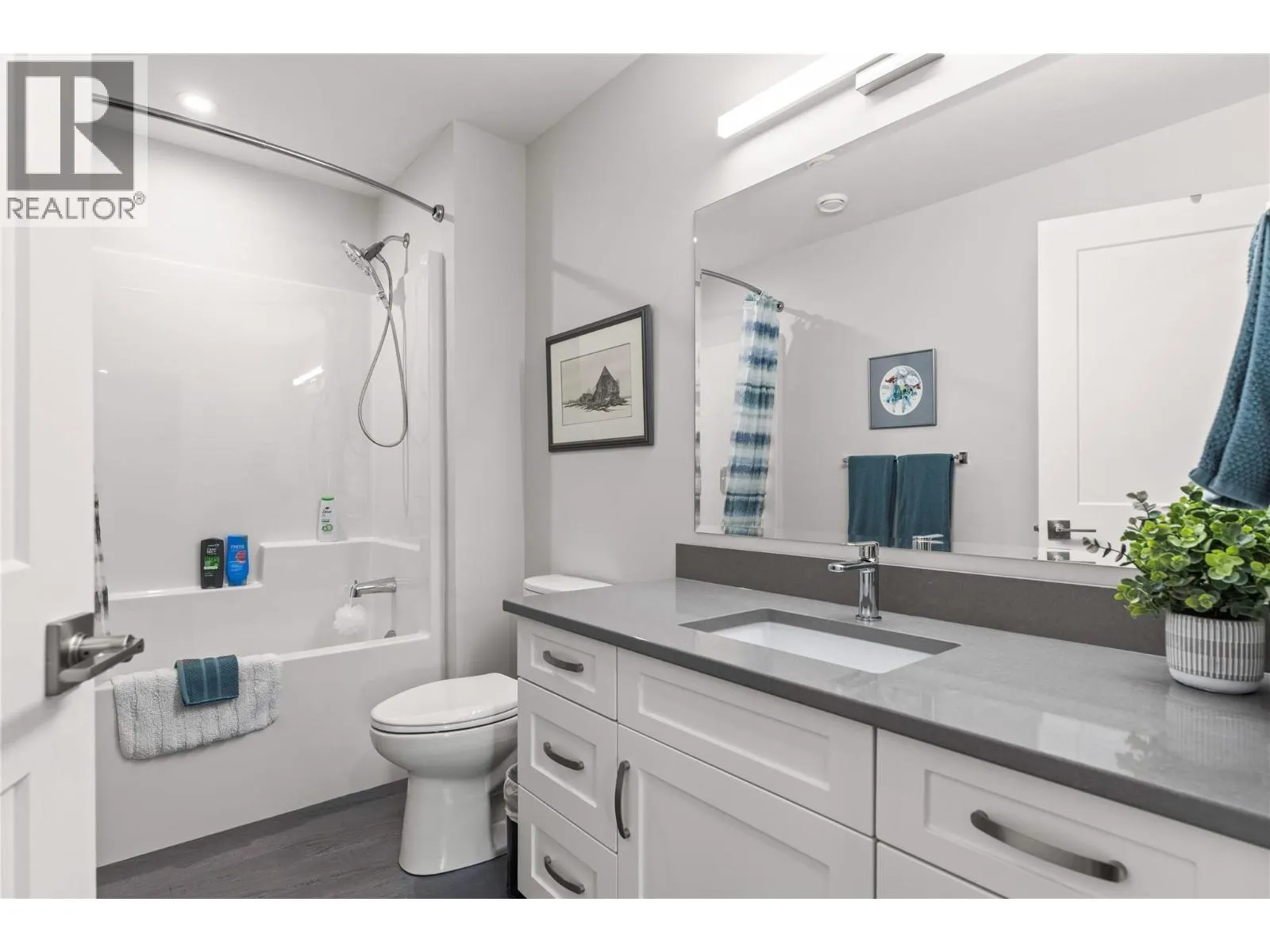 6461 Okanagan Landing Road