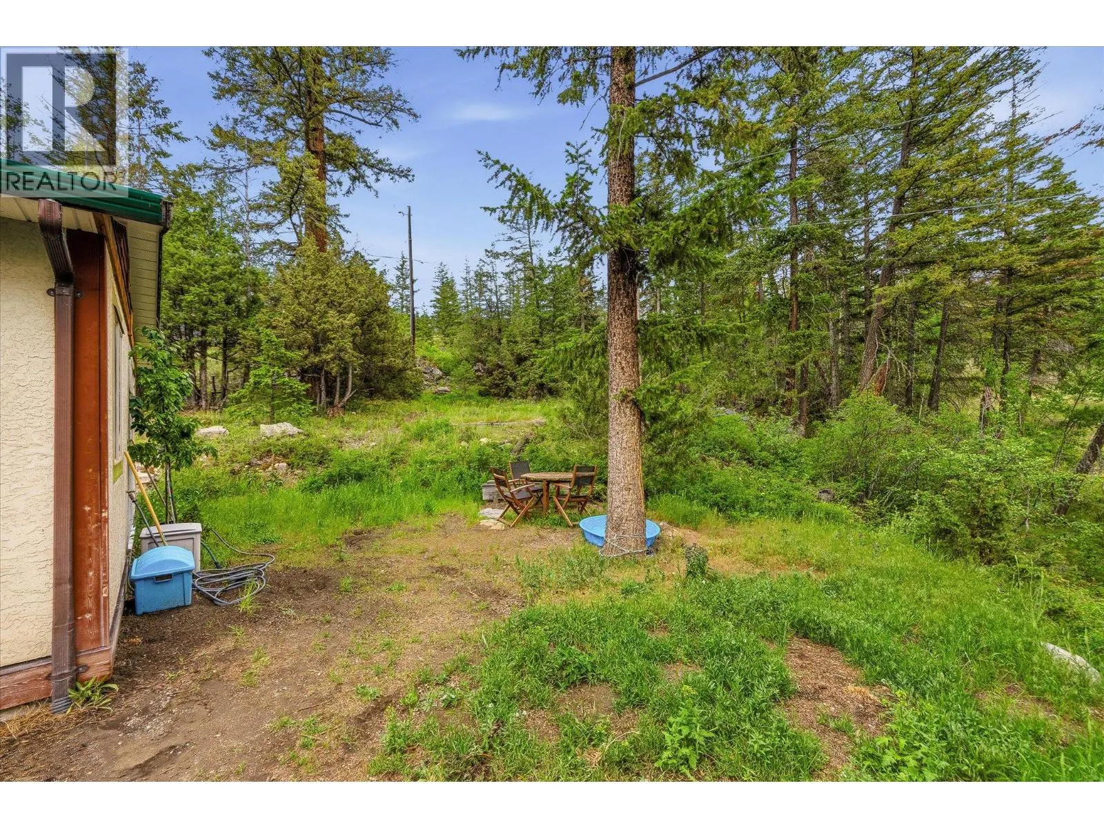 1957 Huckleberry Road