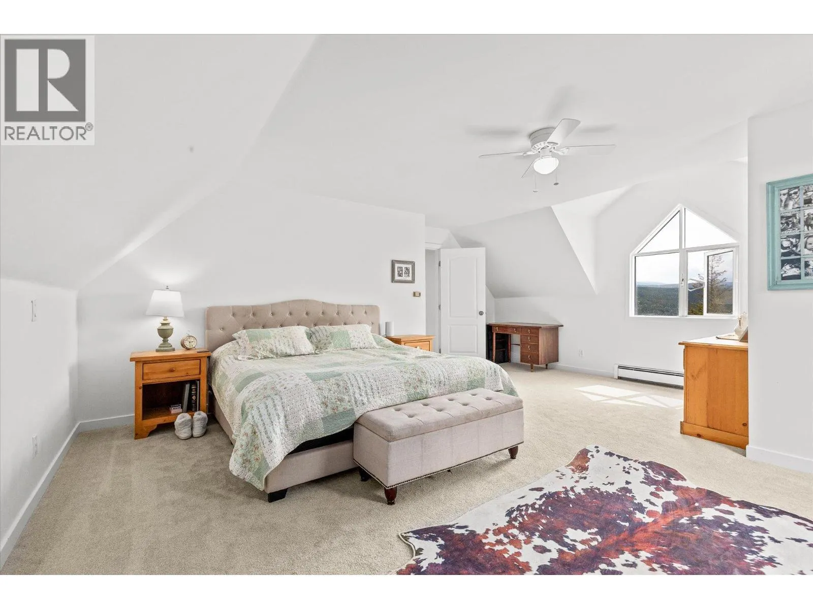 1957 Huckleberry Road